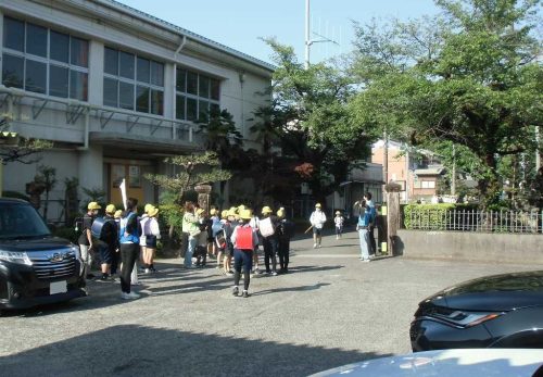 元気なあいさつ