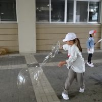 （１０月２２日）願い通りのシャボン玉できた！